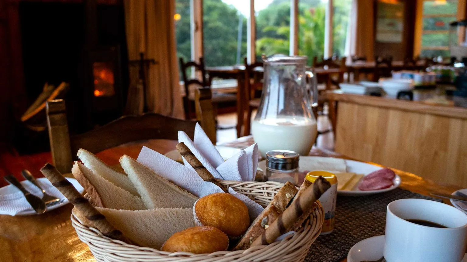 Desayuno servido en el hotel